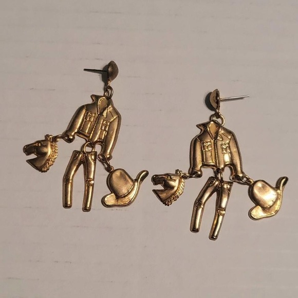 Vintage Western Cowboy Dangle Earrings Gold Tone with Hat & Horse Charms - Picture 1 of 2